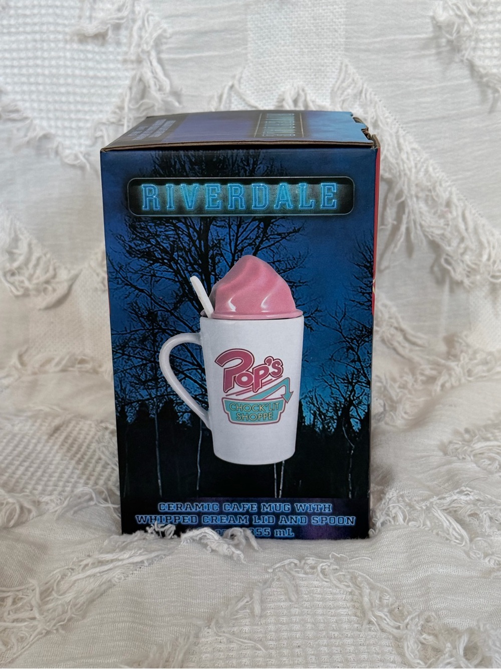 Riverdale Pop’s Chock’lit Shoppe Mug With Spoon - Picture 3 of 9